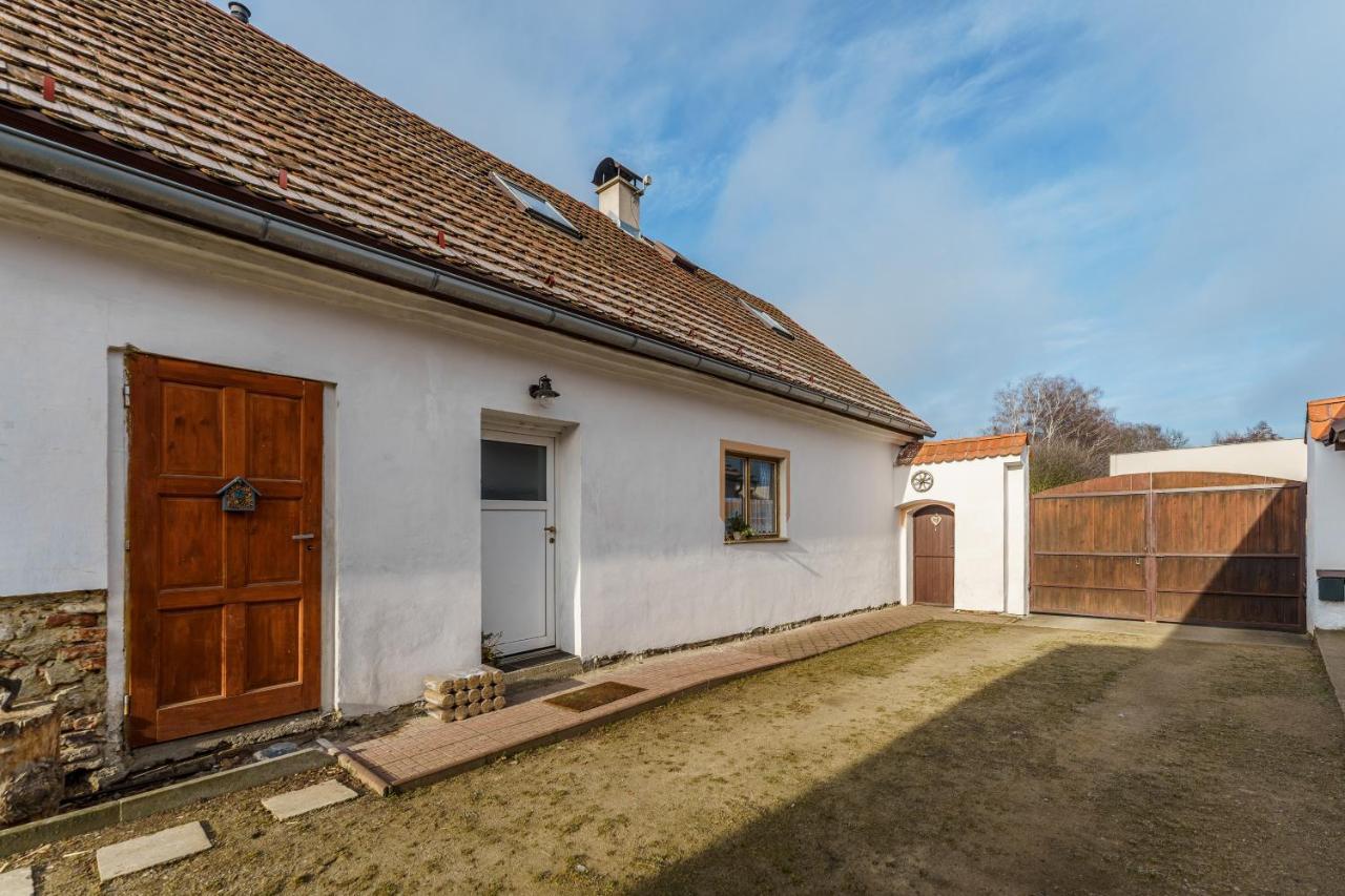 Prizemi Vesnicke Usedlosti - Cozy Village Homestead Vidov Kültér fotó